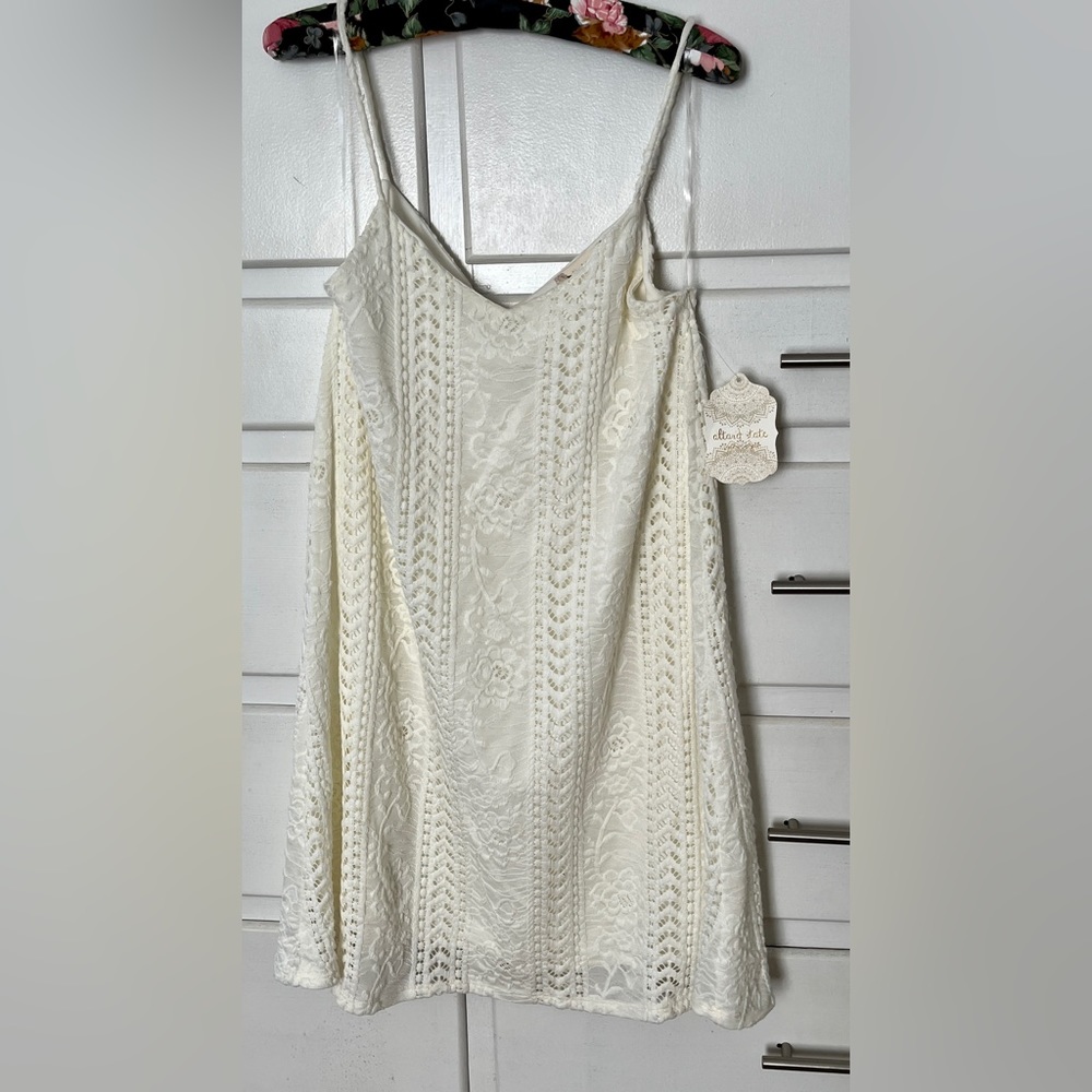 Altar’d State dress in cream size small
